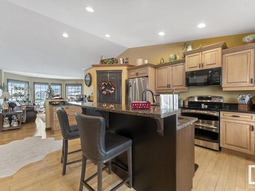 3703 43 Avenue, Bonnyville Town, AB - Indoor Photo Showing Kitchen