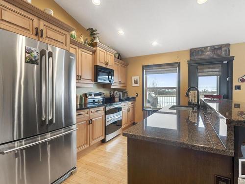 3703 43 Avenue, Bonnyville Town, AB - Indoor Photo Showing Kitchen