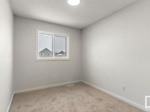 2125 Maple Road, Edmonton, AB - Indoor Photo Showing Other Room