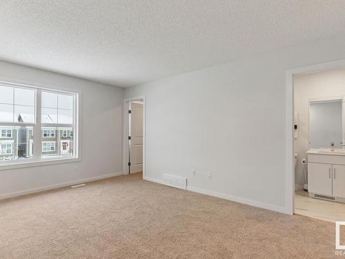 2125 Maple Road, Edmonton, AB - Indoor Photo Showing Other Room