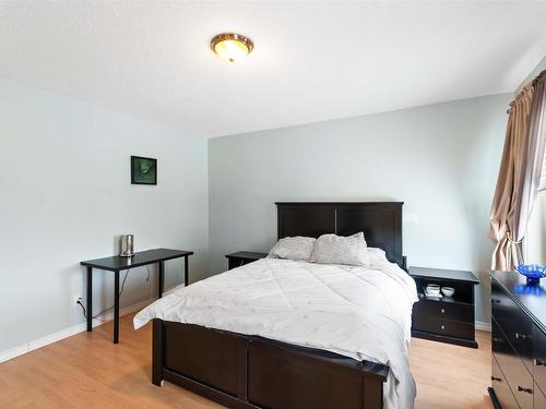 5306 Everett Road, Rural Lac Ste. Anne County, AB - Indoor Photo Showing Bedroom