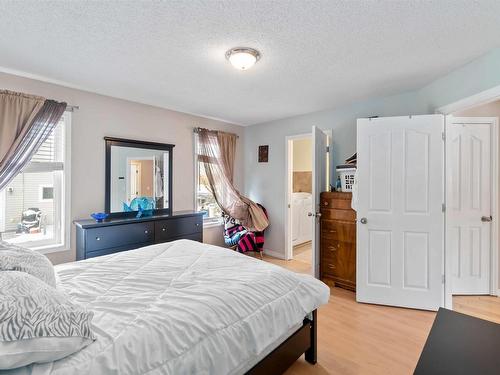 5306 Everett Road, Rural Lac Ste. Anne County, AB - Indoor Photo Showing Bedroom