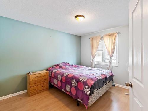 5306 Everett Road, Rural Lac Ste. Anne County, AB - Indoor Photo Showing Bedroom