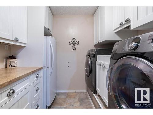 67 Newmarket Way, St. Albert, AB - Indoor Photo Showing Laundry Room