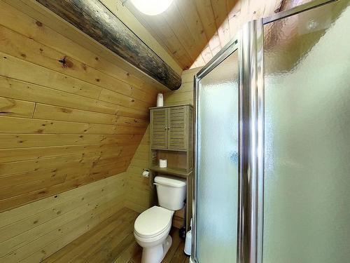 18121 Township Road 540, Rural Yellowhead, AB - Indoor Photo Showing Bathroom