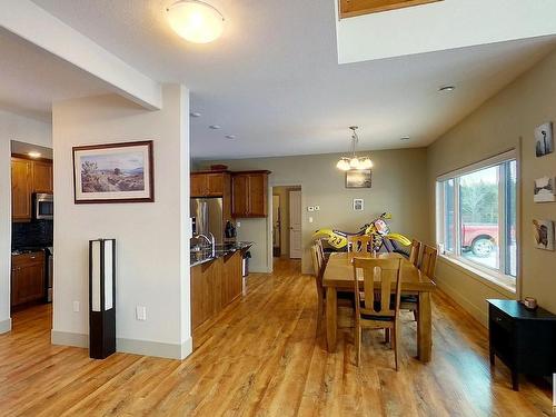 18121 Township Road 540, Rural Yellowhead, AB - Indoor Photo Showing Dining Room