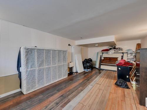 7220 152A Avenue, Edmonton, AB - Indoor Photo Showing Other Room