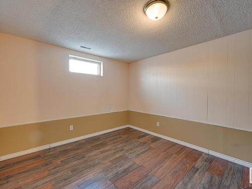 7220 152A Avenue, Edmonton, AB - Indoor Photo Showing Other Room