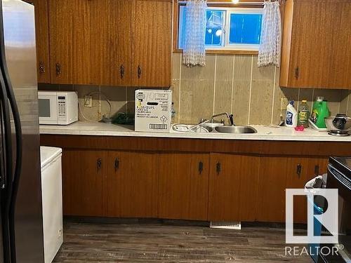 2 Duke Drive, Lamont, AB - Indoor Photo Showing Kitchen