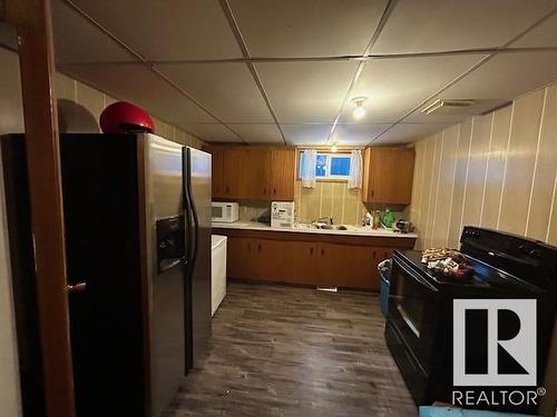 2 Duke Drive, Lamont, AB - Indoor Photo Showing Kitchen