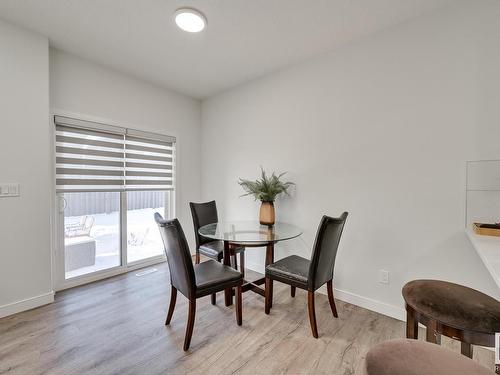 621 Glenridding Ravine Drive, Edmonton, AB - Indoor Photo Showing Dining Room