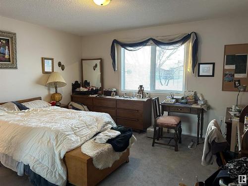 5138 47 Street, Redwater, AB - Indoor Photo Showing Bedroom