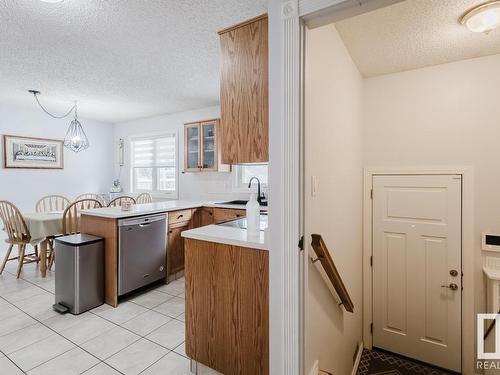 7419 32 Avenue, Edmonton, AB - Indoor Photo Showing Other Room