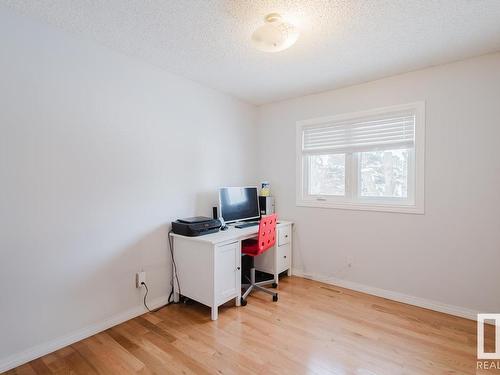 7419 32 Avenue, Edmonton, AB - Indoor Photo Showing Office