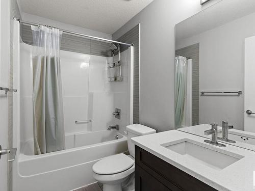 8719 218 Street, Edmonton, AB - Indoor Photo Showing Bathroom