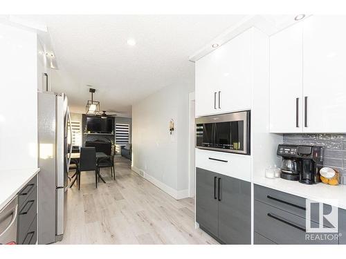 15828 98 Street, Edmonton, AB - Indoor Photo Showing Kitchen