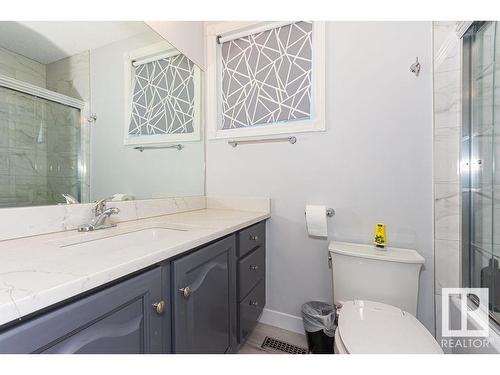 15828 98 Street, Edmonton, AB - Indoor Photo Showing Bathroom