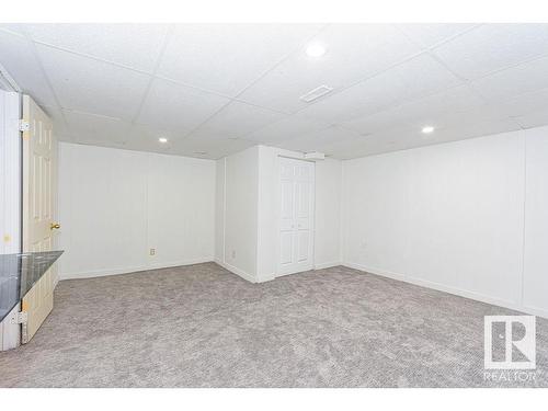 15828 98 Street, Edmonton, AB - Indoor Photo Showing Other Room