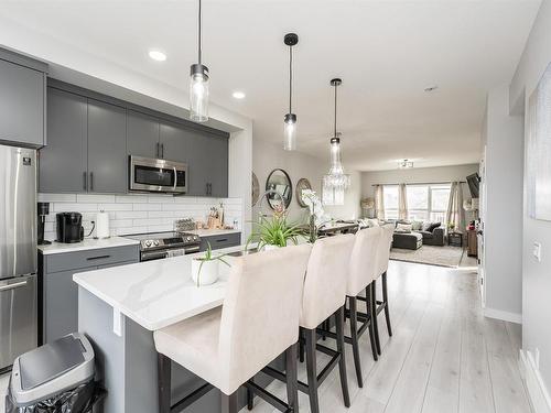 15 Joyal Way, St. Albert, AB - Indoor Photo Showing Kitchen With Stainless Steel Kitchen With Upgraded Kitchen