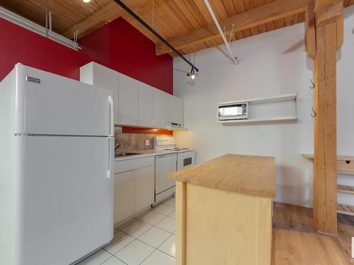 218 10309 107 Street, Edmonton, AB - Indoor Photo Showing Kitchen