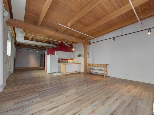 218 10309 107 Street, Edmonton, AB - Indoor