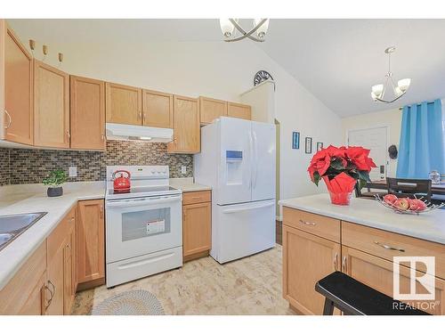 1314 Grant Way, Edmonton, AB - Indoor Photo Showing Kitchen