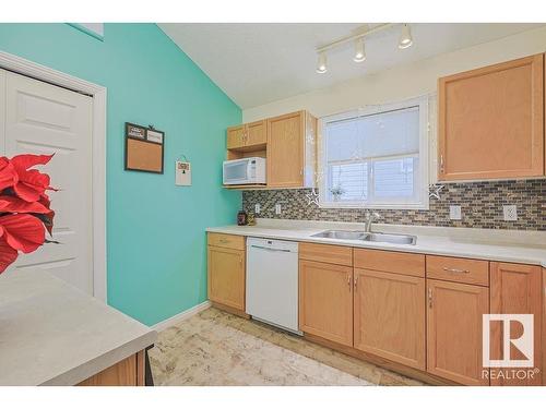 1314 Grant Way, Edmonton, AB - Indoor Photo Showing Kitchen With Double Sink