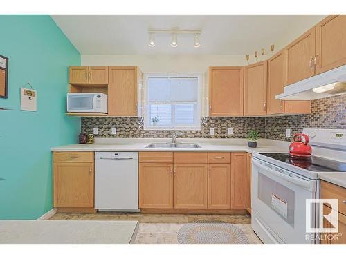 1314 Grant Way, Edmonton, AB - Indoor Photo Showing Kitchen With Double Sink