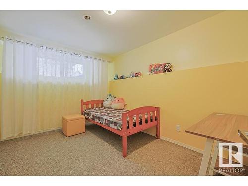 1314 Grant Way, Edmonton, AB - Indoor Photo Showing Bedroom