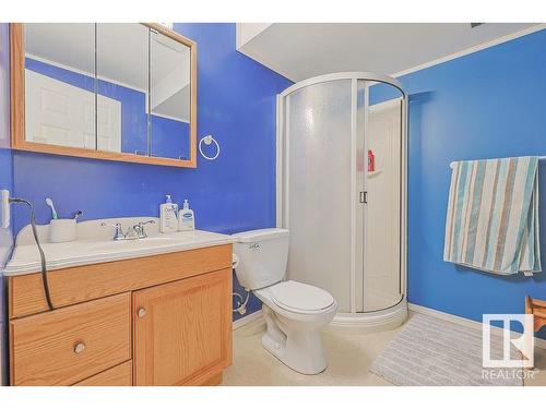 1314 Grant Way, Edmonton, AB - Indoor Photo Showing Bathroom