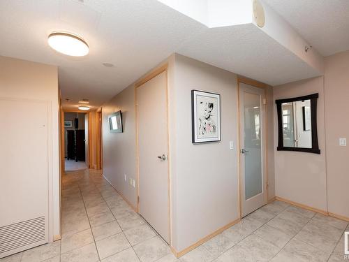 703 12319 Jasper Avenue, Edmonton, AB - Indoor Photo Showing Other Room