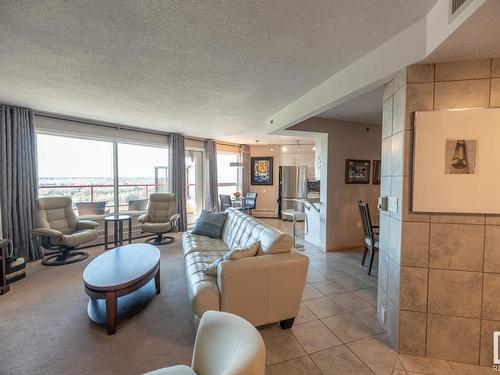 703 12319 Jasper Avenue, Edmonton, AB - Indoor Photo Showing Living Room