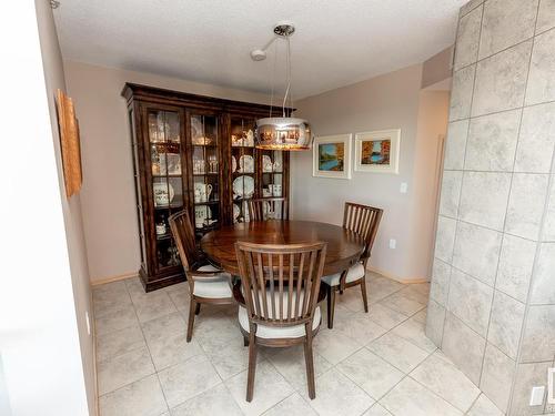 703 12319 Jasper Avenue, Edmonton, AB - Indoor Photo Showing Dining Room