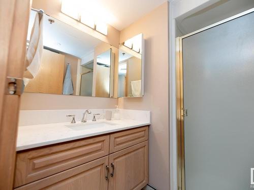 703 12319 Jasper Avenue, Edmonton, AB - Indoor Photo Showing Bathroom