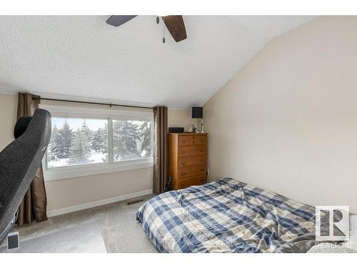 193 Lancaster Terrace, Edmonton, AB - Indoor Photo Showing Bedroom