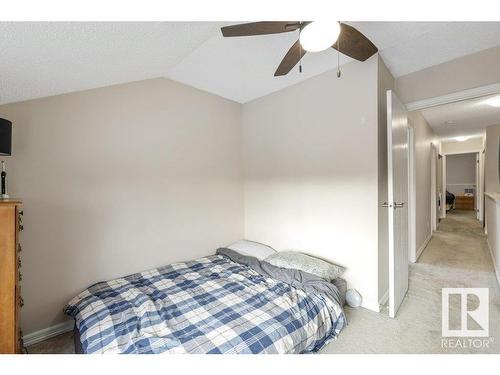 193 Lancaster Terrace, Edmonton, AB - Indoor Photo Showing Bedroom