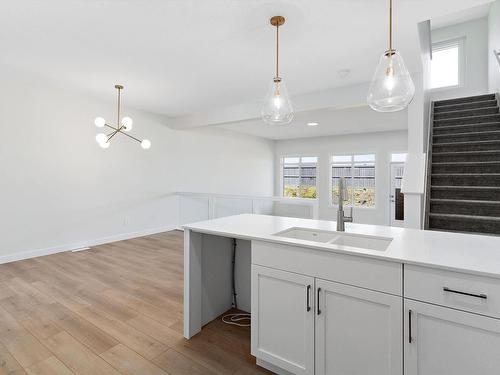 4841 Cawsey Terrace, Edmonton, AB - Indoor Photo Showing Kitchen