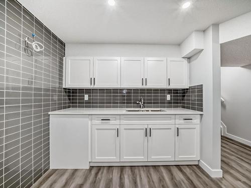 13539 115 Street, Edmonton, AB - Indoor Photo Showing Kitchen