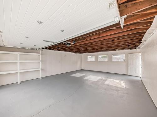 13539 115 Street, Edmonton, AB - Indoor Photo Showing Garage