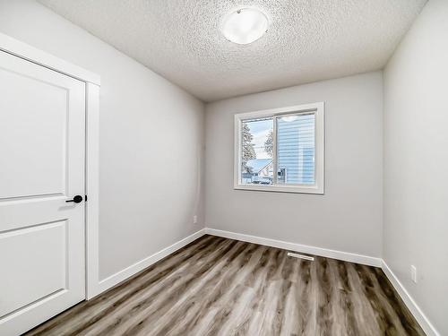 13539 115 Street, Edmonton, AB - Indoor Photo Showing Other Room