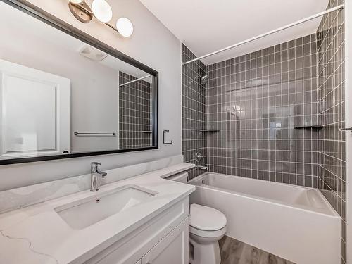 13539 115 Street, Edmonton, AB - Indoor Photo Showing Bathroom