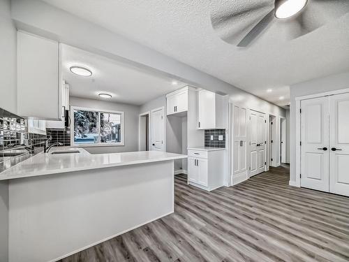 13539 115 Street, Edmonton, AB - Indoor Photo Showing Kitchen