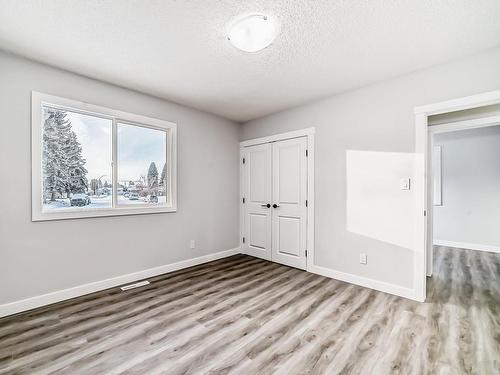 13539 115 Street, Edmonton, AB - Indoor Photo Showing Other Room