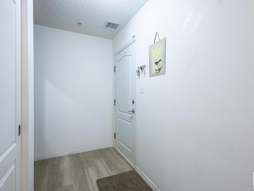 3117 9351 Simpson Drive, Edmonton, AB - Indoor Photo Showing Other Room