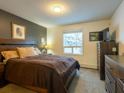 3117 9351 Simpson Drive, Edmonton, AB - Indoor Photo Showing Bedroom