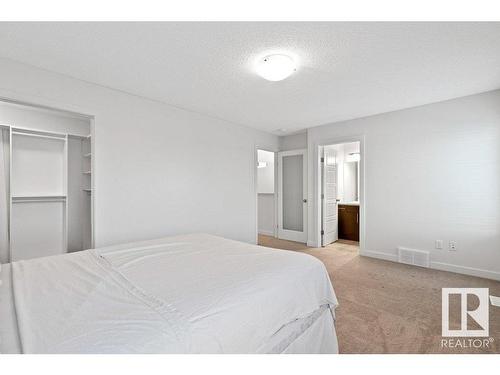 7014 Newson Road, Edmonton, AB - Indoor Photo Showing Bedroom