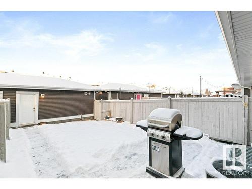 7014 Newson Road, Edmonton, AB - Outdoor