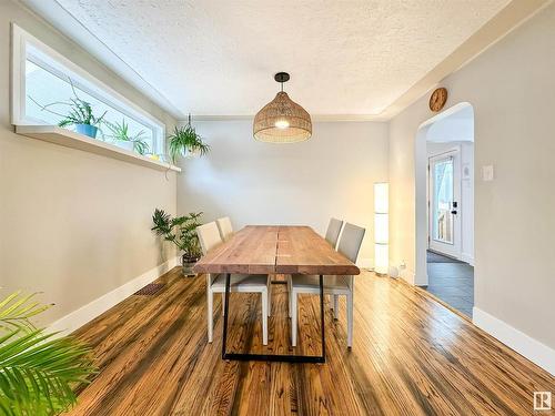 6630 110 Street, Edmonton, AB - Indoor Photo Showing Dining Room