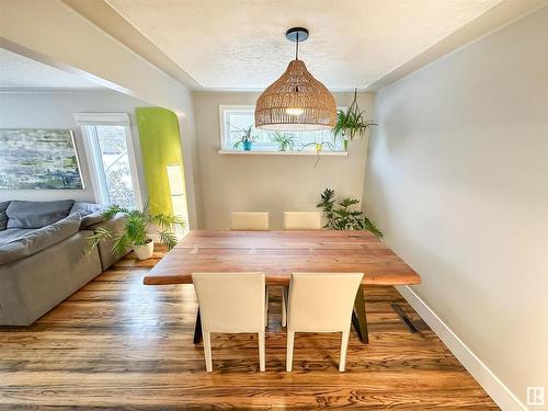 6630 110 Street, Edmonton, AB - Indoor Photo Showing Dining Room