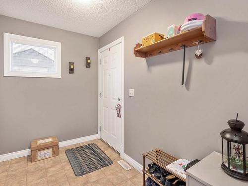 4 12050 17 Avenue, Edmonton, AB - Indoor Photo Showing Other Room